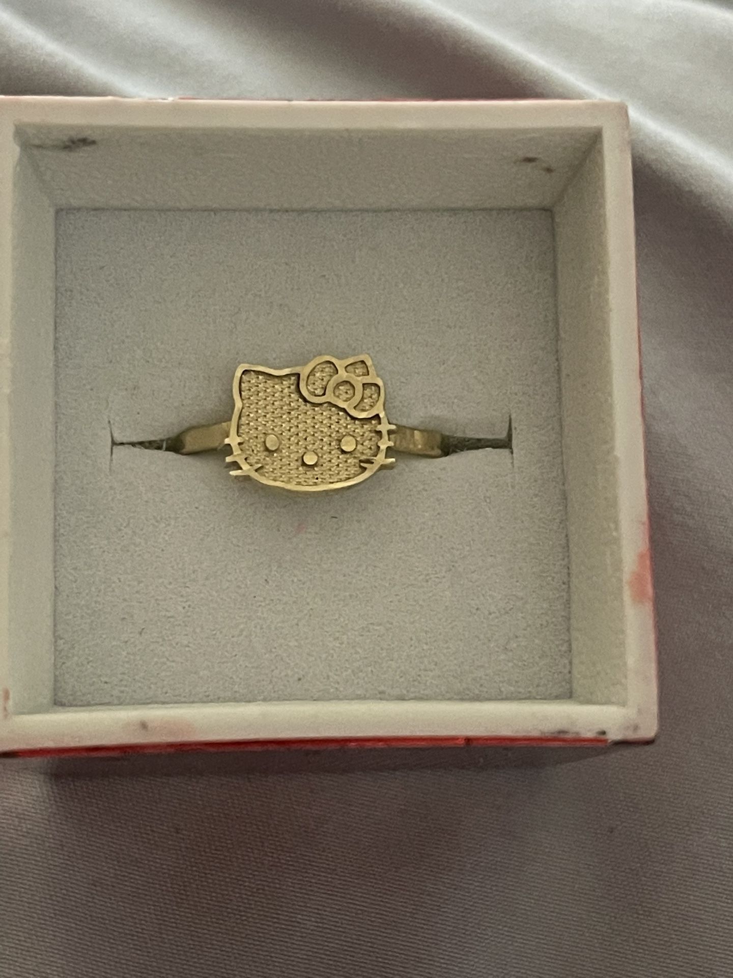 Hello Kitty Gold Ring
