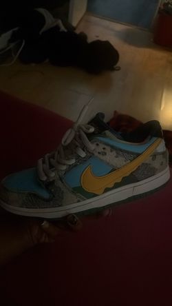 Size 9-9.5 . Text me and lmk a price