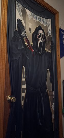 Ghostface Door Tapestry Cover