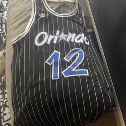 Size Large Howard  jersey