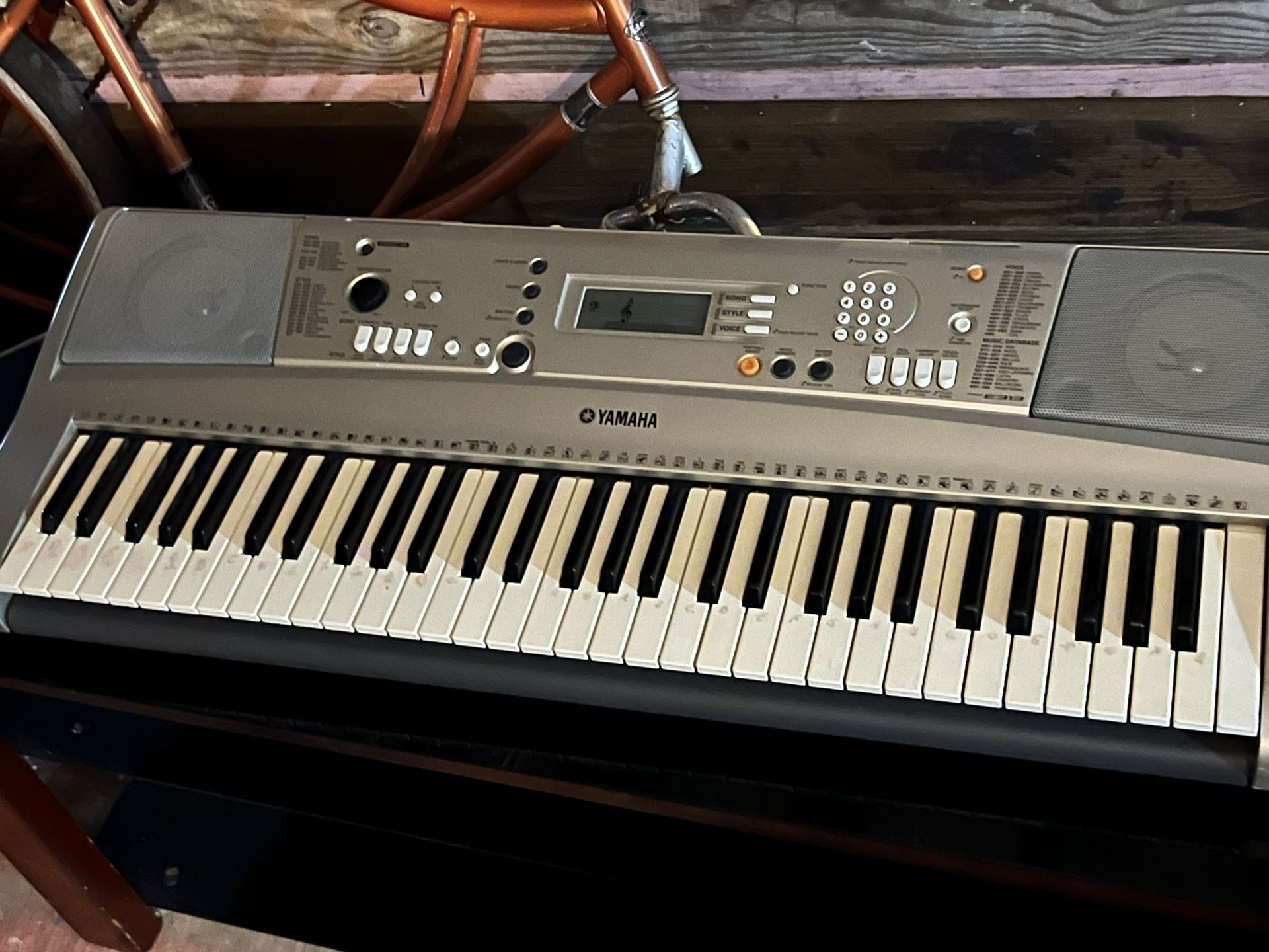 Yamaha Keyboard 🎹