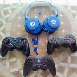 PlayStation Gamers Bundle 