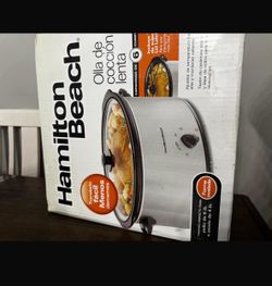 Slow cooker almost brand new
