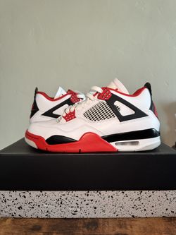 Air Jordan 4 Retro Fire Red (2020) Sz 8.5