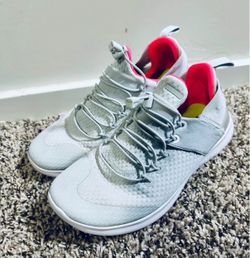 Women’s Nike shoes