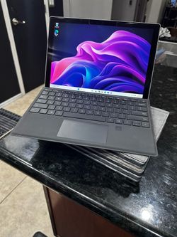 Microsoft Surface Pro 7 with Keyboard!