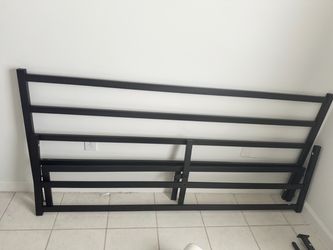 Black Metal king size Bed Frame