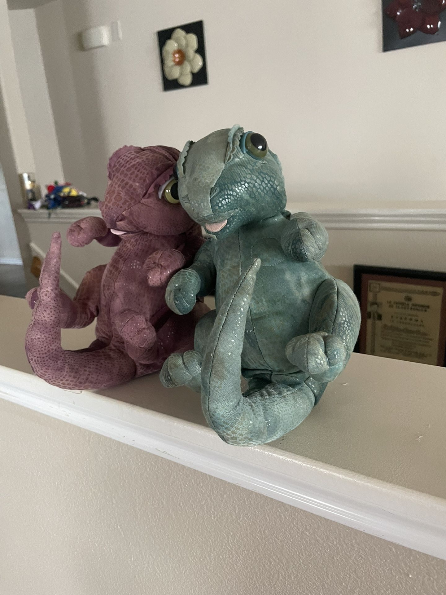 2 VINTAGE DISNEY 2000 DINOSAUR BABY NEERA ALADAR HATCHLING EGG PLUSH MATTEL