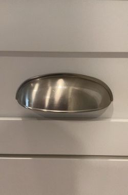 12 chrome drawer pulls