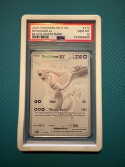 2025 WHITE RESHIRAM PSA10