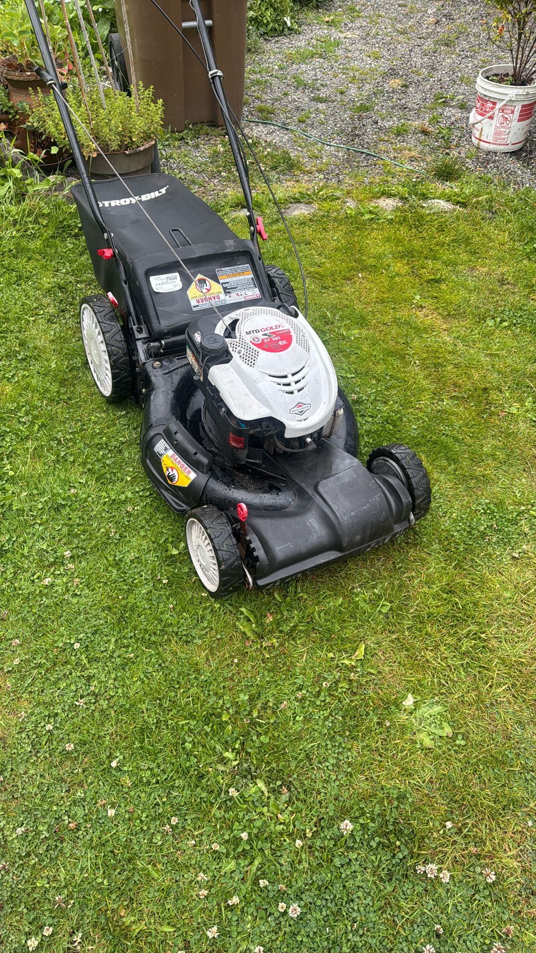 MTD gold self-propelled lawnmower