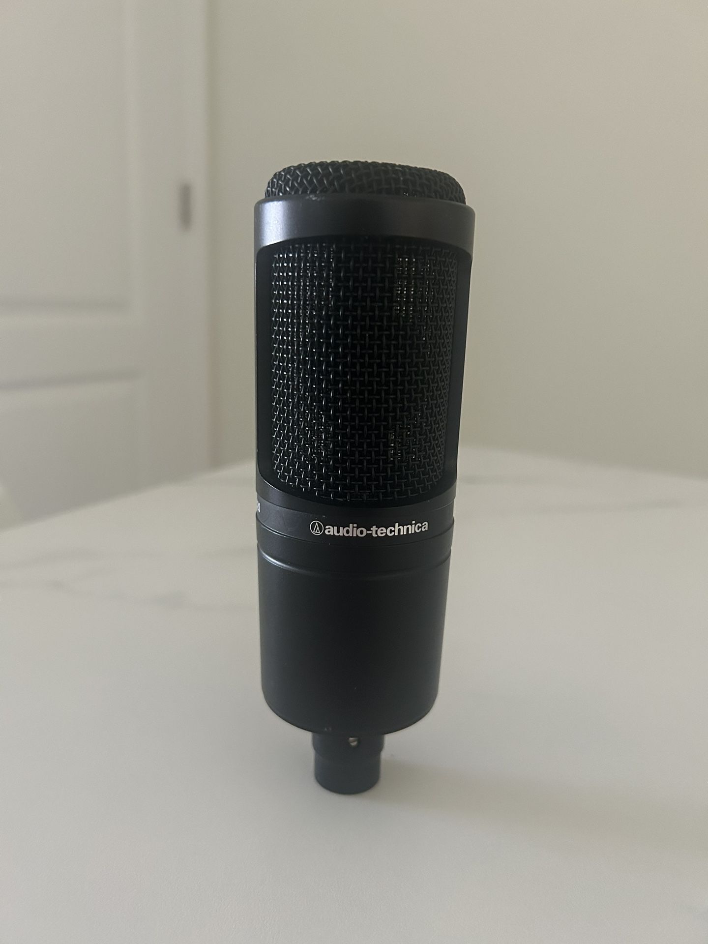 Cardioid Condenser Microphone - Audio Technica AT2020