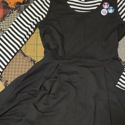 Girls Dress 👗 Size 10/12 M.