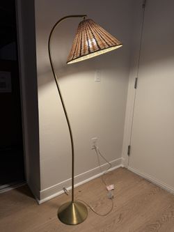 Threshold Floor Lamp