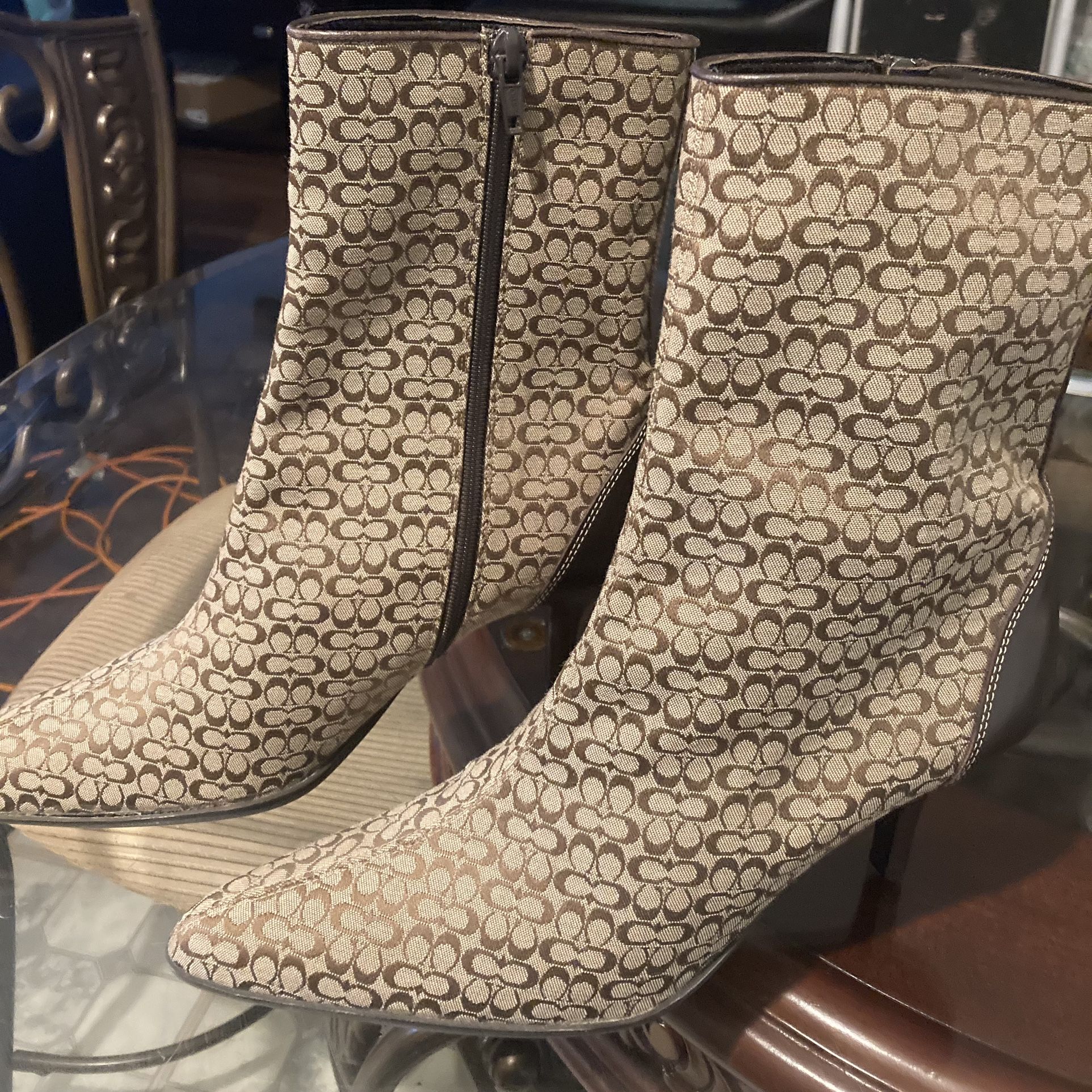 Coach Jeri Mini Logo boots