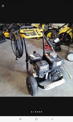 DEWALT GAS PRESSURE WASHER 3600 PSI