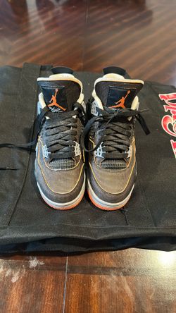 Air Jordan Youth Size 4