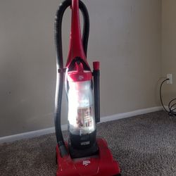 Dirt Devil Breeze Cyclonic