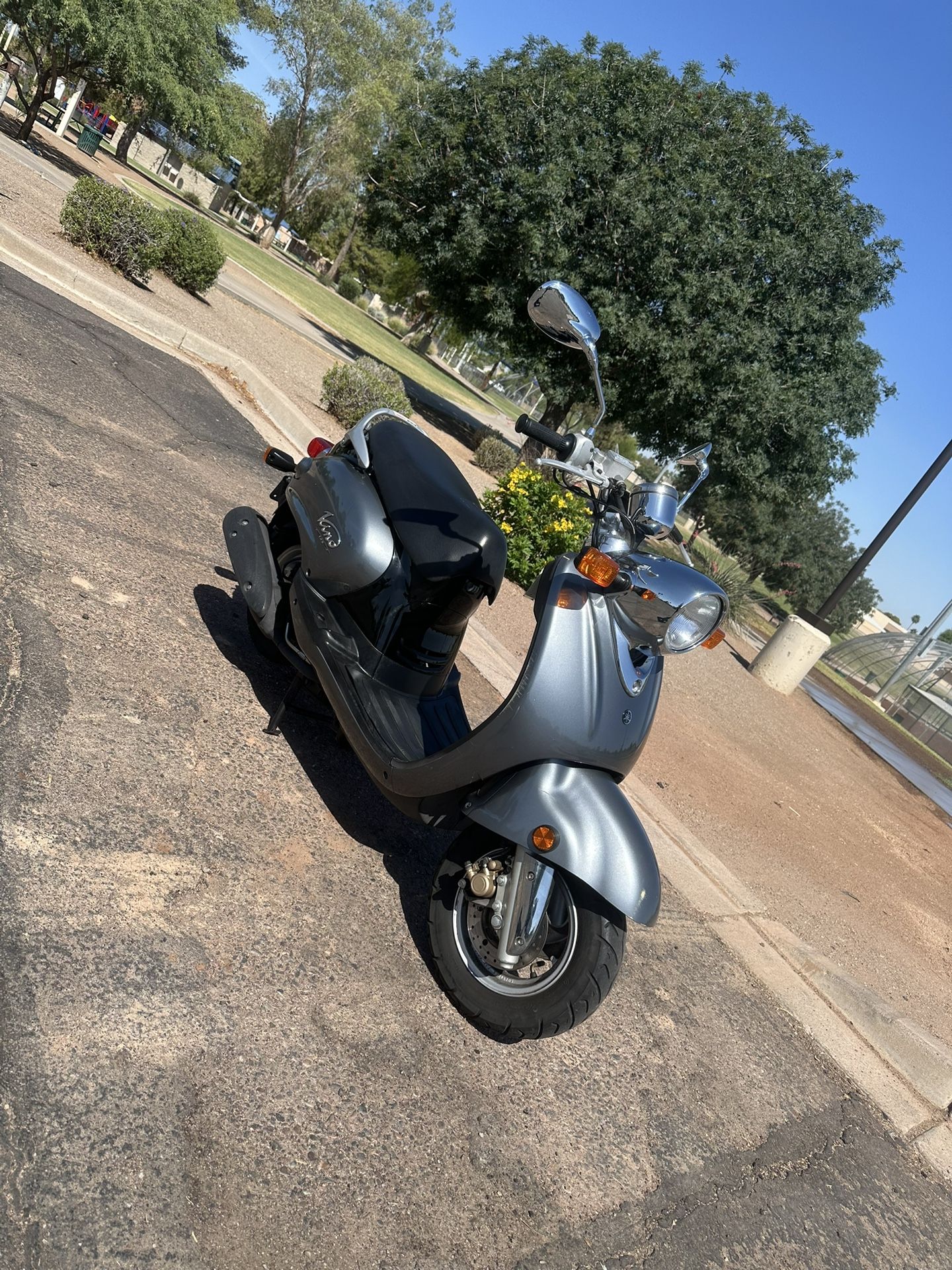 Yamaha Vino 125cc Gas Scooter 4-stroke