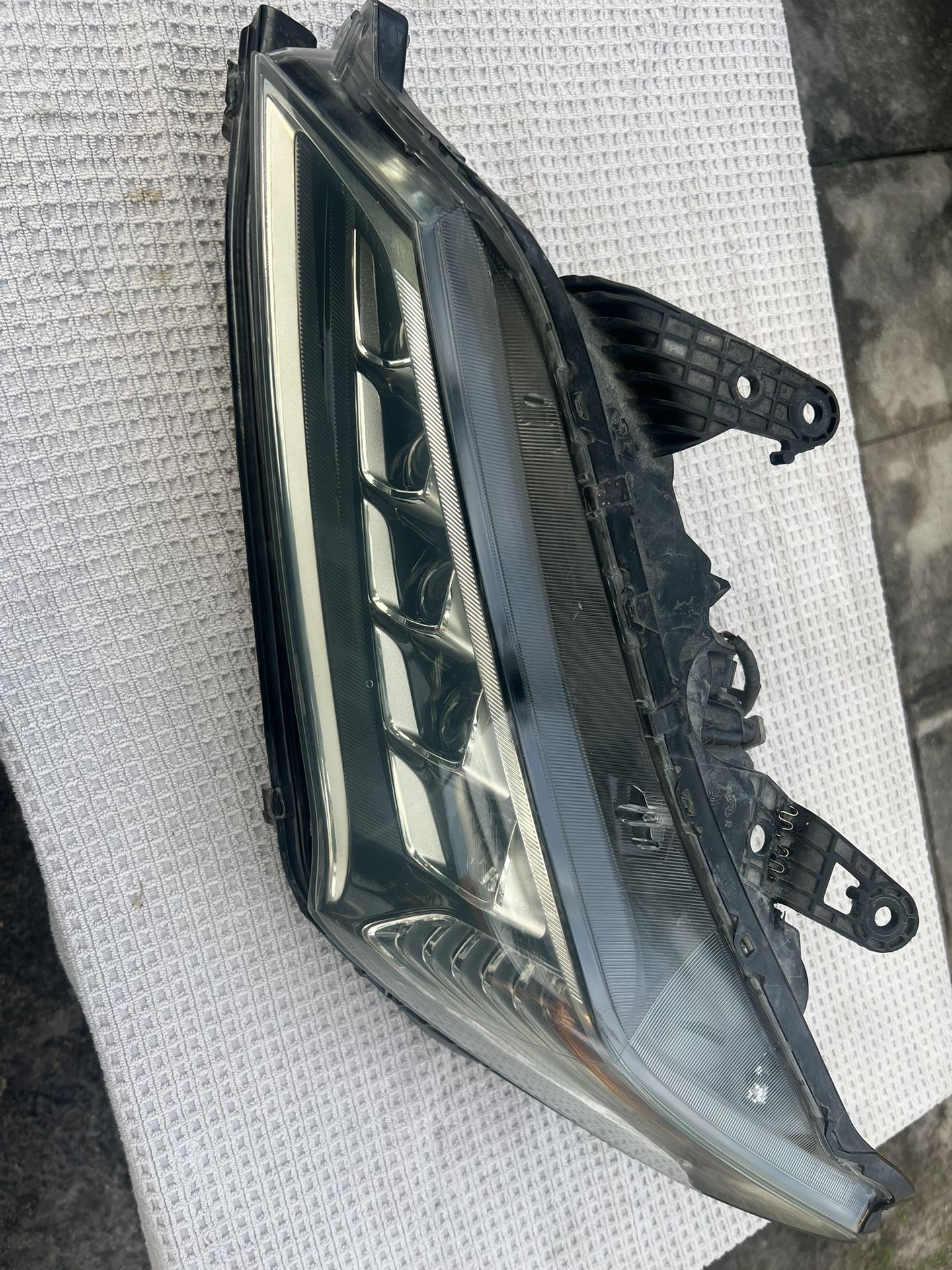 2015-2017 Acura TLX Headlight Oem