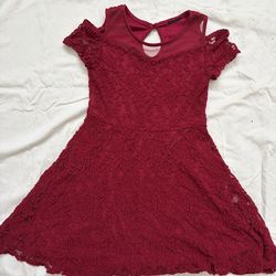 Girls lace dress size 8/10