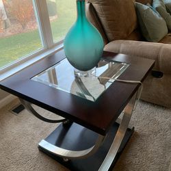 Cocktail Table & 2 End Tables