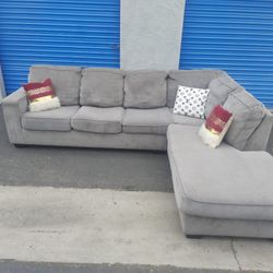 Beautiful Sectional Couch Grayish,