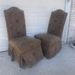 2 Corner Chairs 