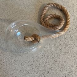 Hanging Glass 