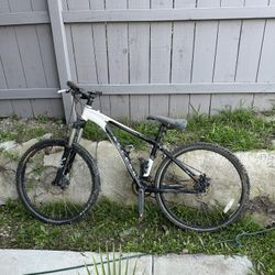 Hardtail Mountain Bike 