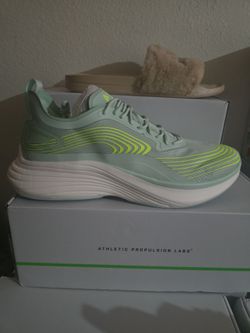 APL shoes