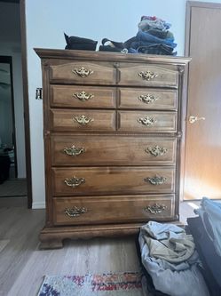 Dresser Set