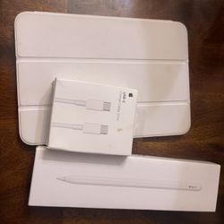 iPad Mini 6th Gen w/case, USB-C Cable And Apple Pencil