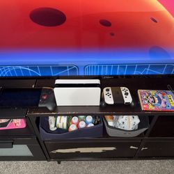 Roku 65” Tv And Nintendo Switch 