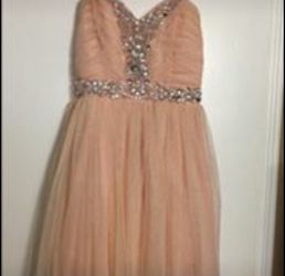 NWT Strapless Dress - Size 3