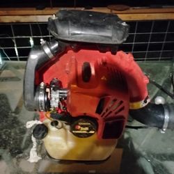 Red Max 8500 Leaf Blower