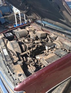 5.7 vortec gmc suburban engine and trans