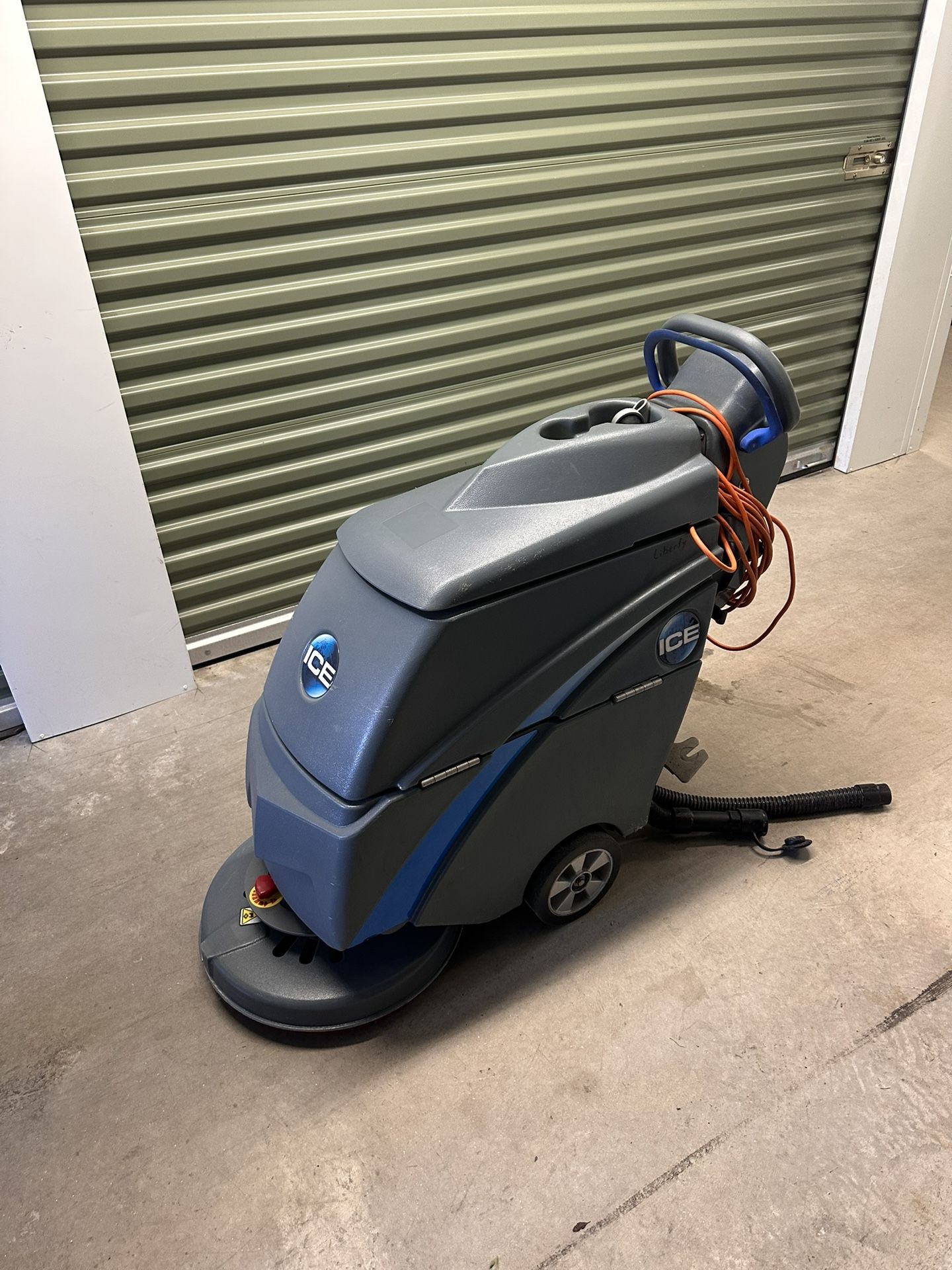 Floor Scrubber ICE i18C