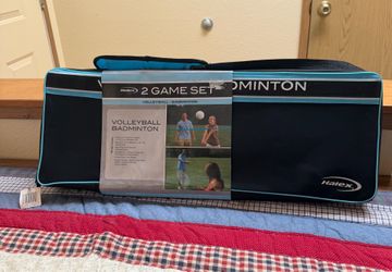 New 2 Game set Volleyball/Badminton