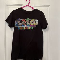 Super Mario Brothers Tee Shirt Size Small 