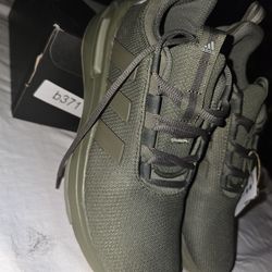 Adidas Racer TR23s size 7