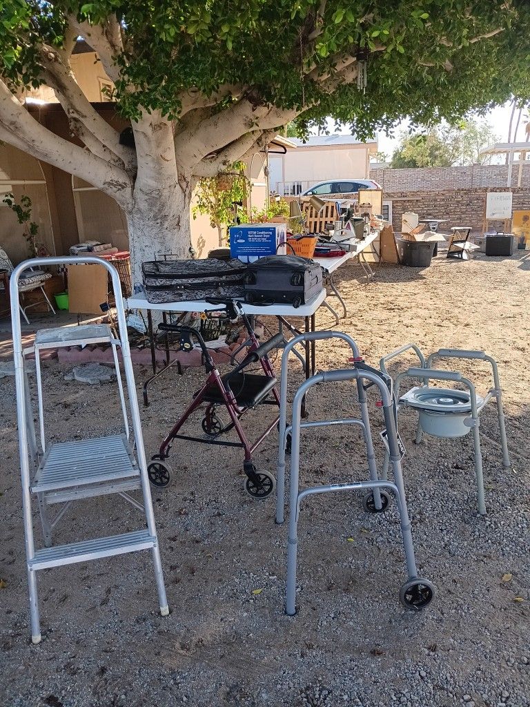 Yard Sale And Still Taking Things Out 12388 East 40 St. Fortuna Foothills
