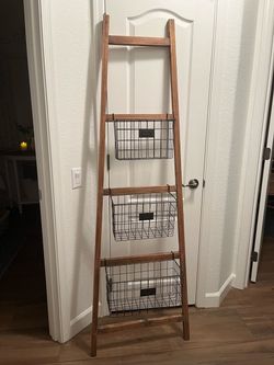 Wooden Ladder Shelf with 3 Wire Baskets