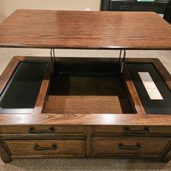 COFFEE TABLE & END TABLE