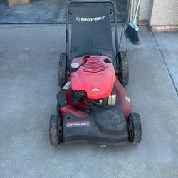 Used Lawn Mower 
