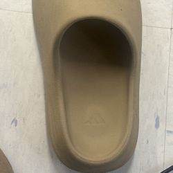 Yeezy slides original