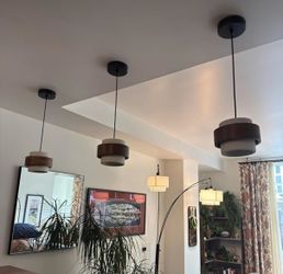 Pendant lights