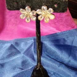 Crystal Flower Shaved Trifini Necklace 