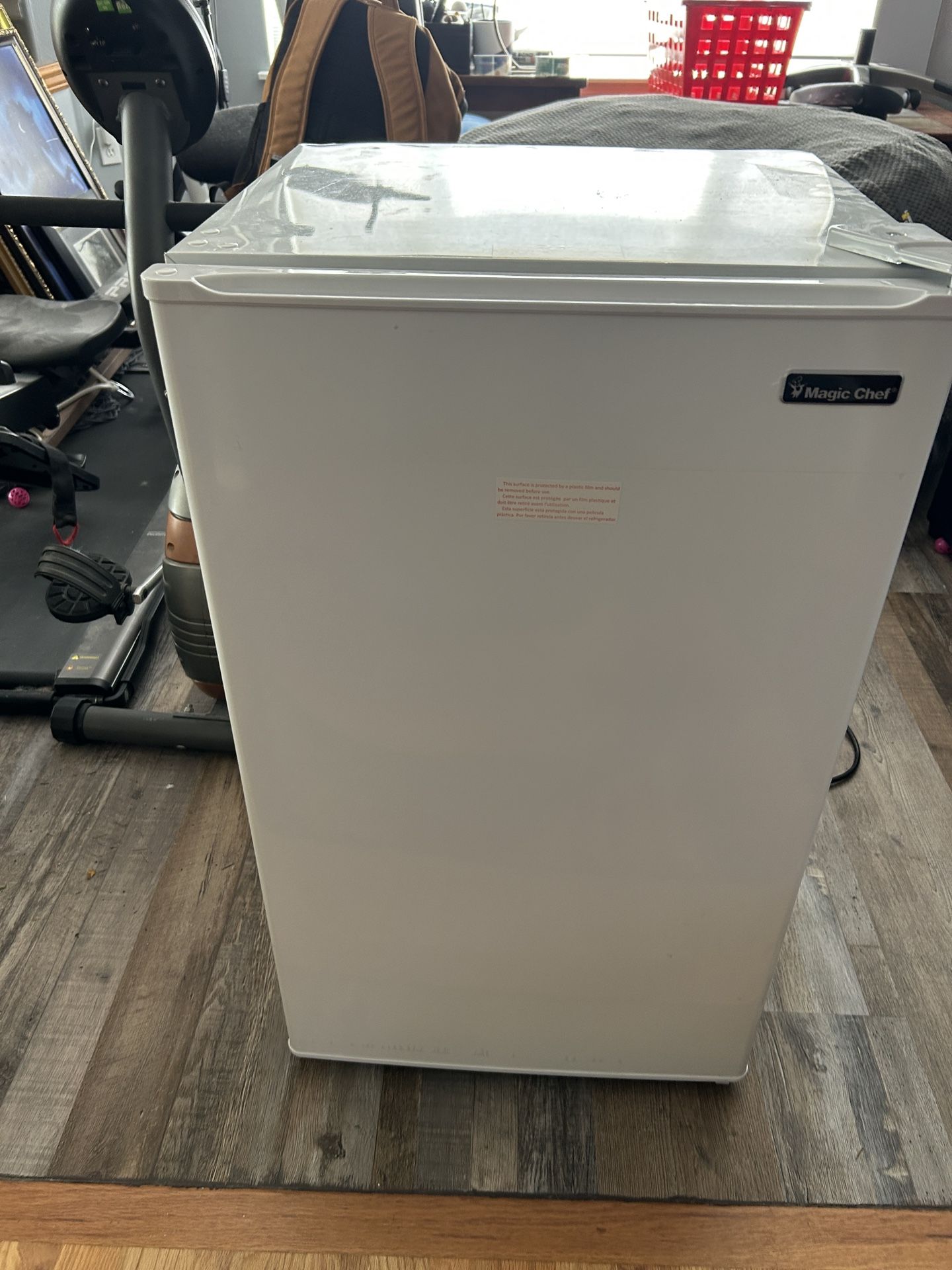 Small Refrigerator