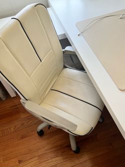 Desk chair